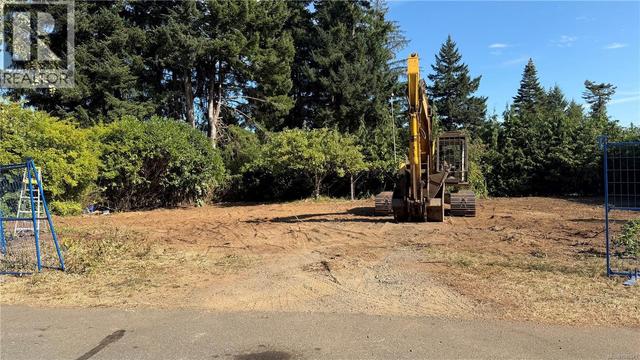 2897 Poplar Dr Courtenay, BC V9N 6A9