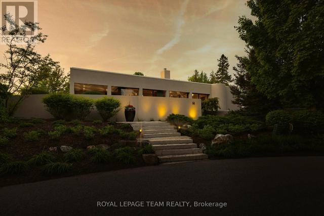 14 KANATA ROCKERIES PRIVATE  Ottawa, ON K2K 3P4