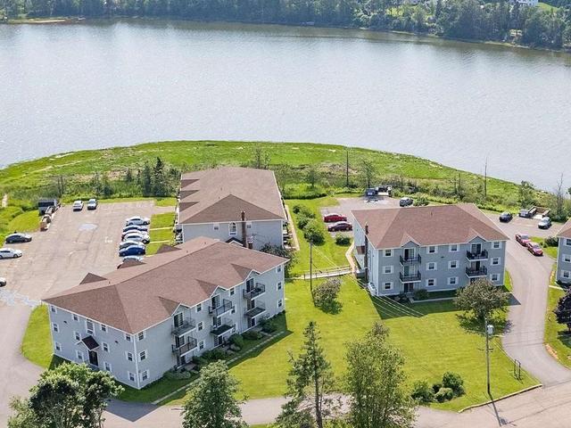 106 6-22 Waterview Heights  Charlottetown, PE C1A 9J9