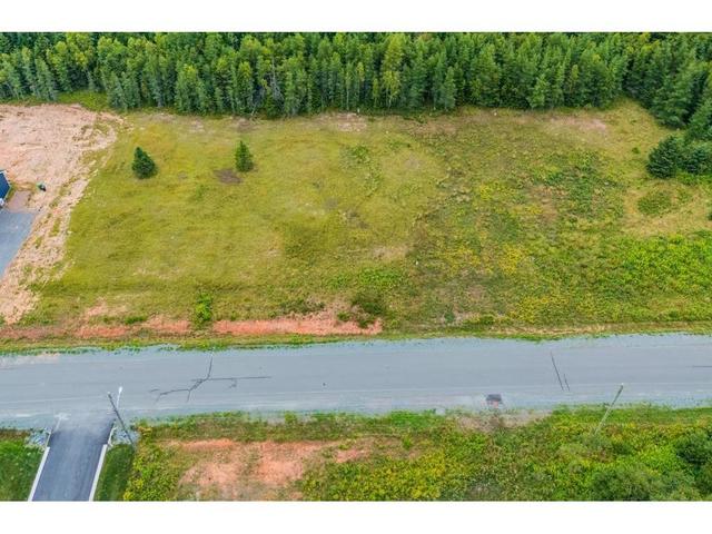 28 Runway Court  Valley, NS B2N 6L3