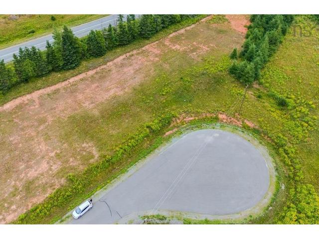 57 Runway Court  Valley, NS B2N 6L3