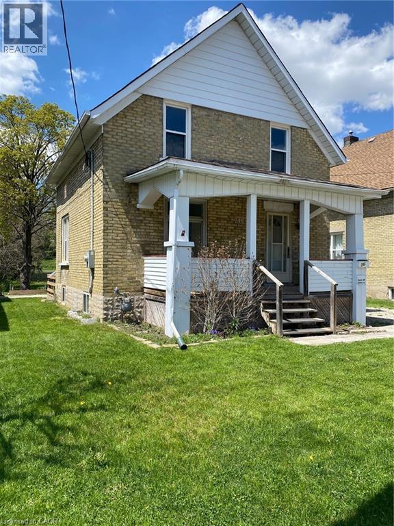 246 MADISON Avenue S  Kitchener, ON N2M 3H4
