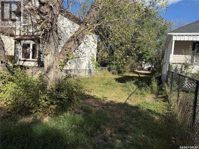 1069 RETALLACK STREET  Regina, SK S4T 2H4