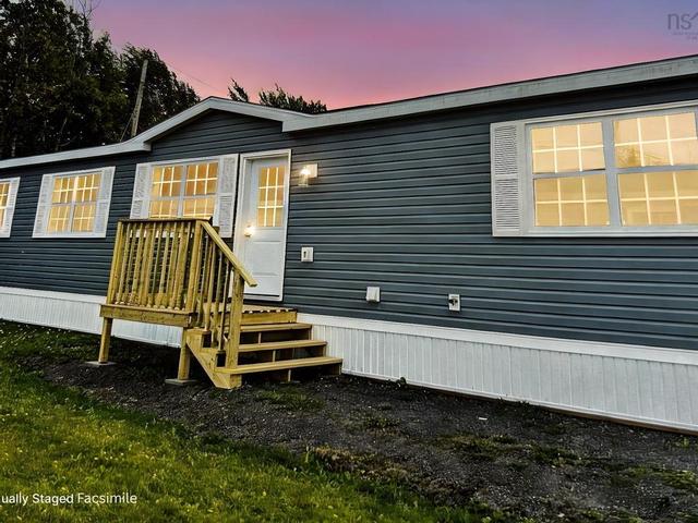 48 HIGH STREET Estates  New Glasgow, NS B2H 4B8