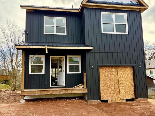 138 Pleasant Street  Truro, NS B2N 3S4