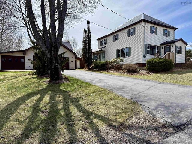 46 Cornwall Street  Amherst, NS B4H 2L4