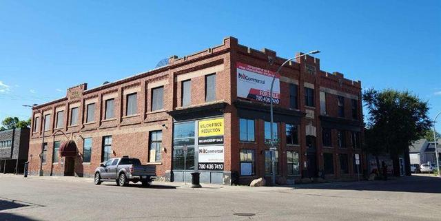 8020 105 Street NW  Edmonton, AB T6E 4Z4