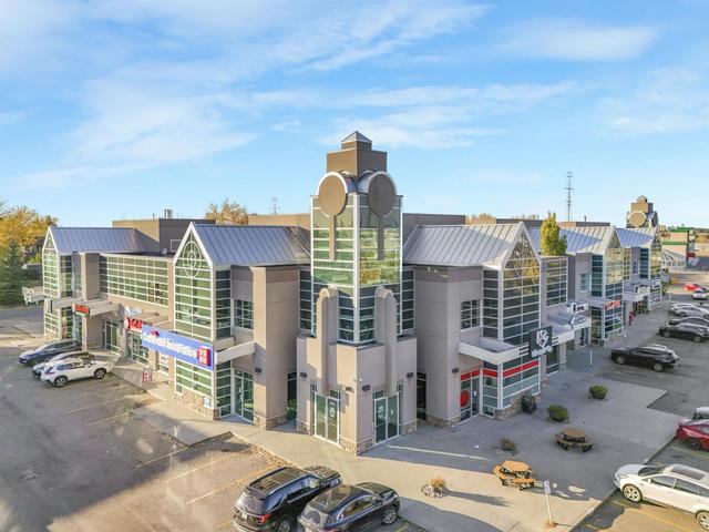 201 & 203,, 2920 Calgary Trail  Edmonton, AB T6J 3B2