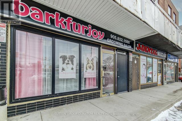 1858 LAKESHORE ROAD W  Mississauga, ON L5J 1J7