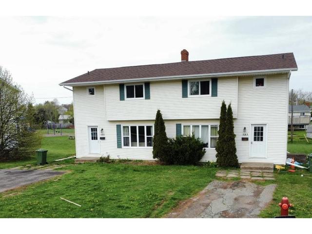 581-583 Queen Street  Charlottetown, PE C1A 9C8