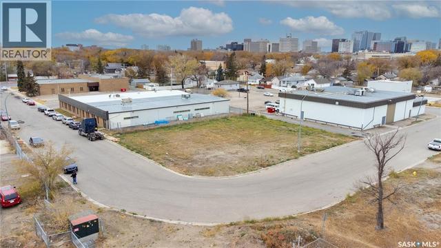 1614 Quebec STREET  Regina, SK S4P 1J2