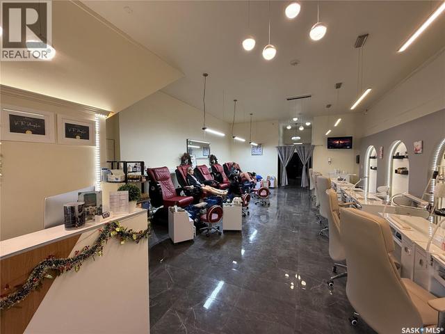 155 2nd AVENUE S  Saskatoon, SK S7K 1K6