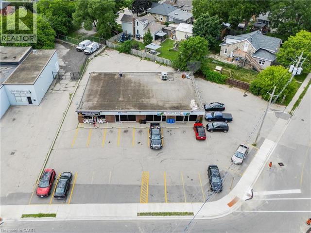 8 & 12 OXFORD Street  Cambridge, ON N1R 1M2