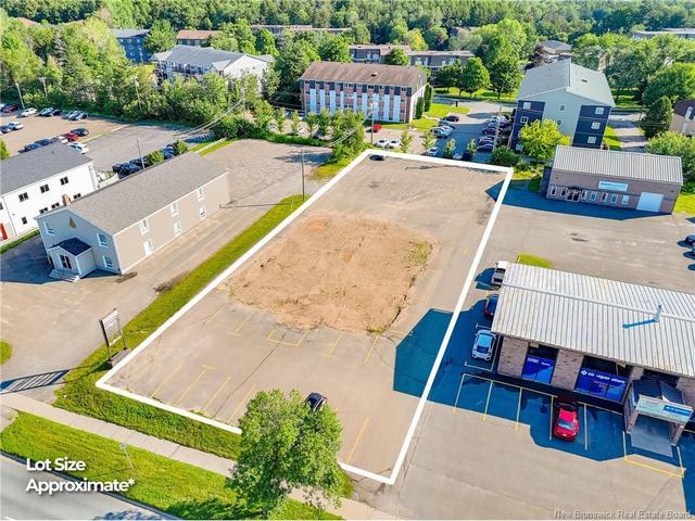 919 Prospect ST  Fredericton, NB E3B 2T7