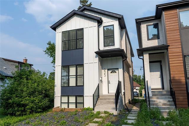 225 Rutland ST  Winnipeg, MB R3J 1X6