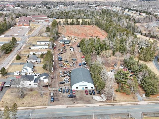 991 College Road  Valley, NS B6L 3G6