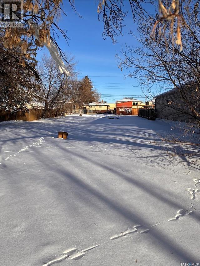 949 Rae STREET  Regina, SK S4T 2B5