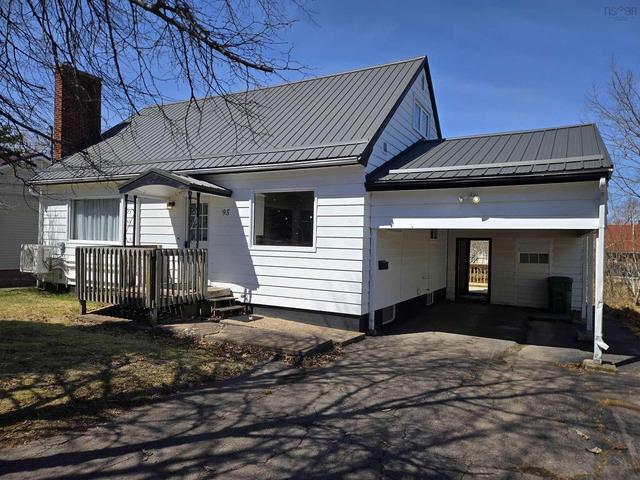 95 Higgins St  Truro, NS B2N 2L6