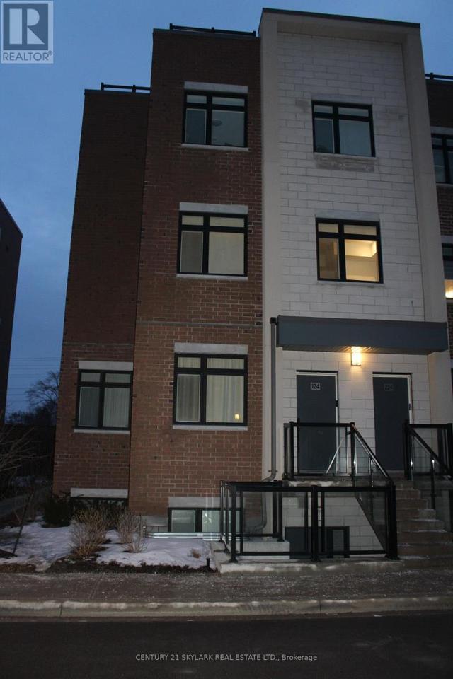 124 - 1070 DOUGLAS MCCURDY COMMON  Mississauga, ON L5G 0C6