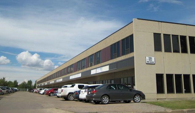 4, 10032 - 29A Avenue  Edmonton, AB T6N 1A8