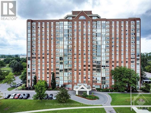 1209 - 2760 CAROUSEL CRESCENT  Ottawa, ON K1T 2N4
