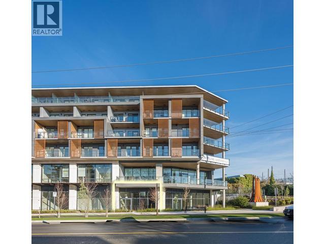 156 422 E 3RD STREET  North Vancouver, BC V7L 0K1