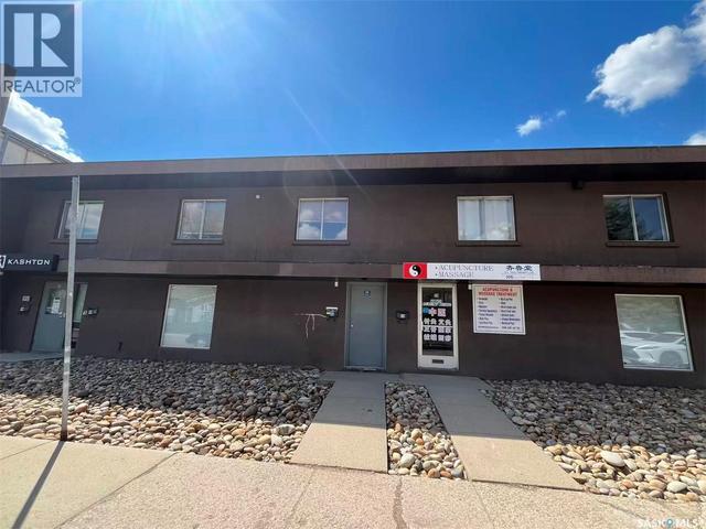 60 1932 St George AVENUE  Saskatoon, SK S7M 0K5
