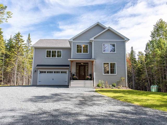86 Double Lane  Oakfield, NS B2T 0W4