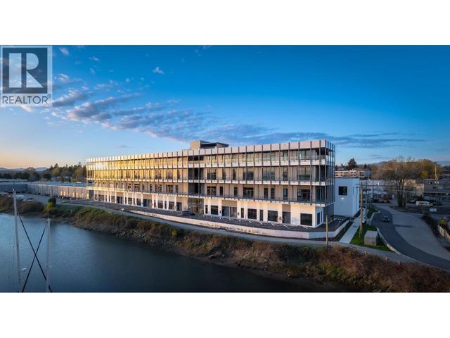 430 9123 BENTLEY STREET  Vancouver, BC V6P 6Z7