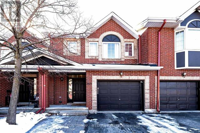 110 CHARTLEY PRIVATE  Ottawa, ON K1V 2J6