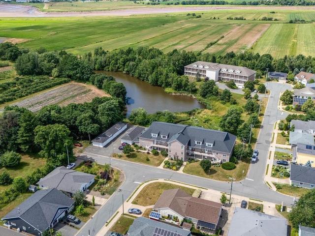302 42 Bigelow Street  Wolfville, NS B4P 0A4