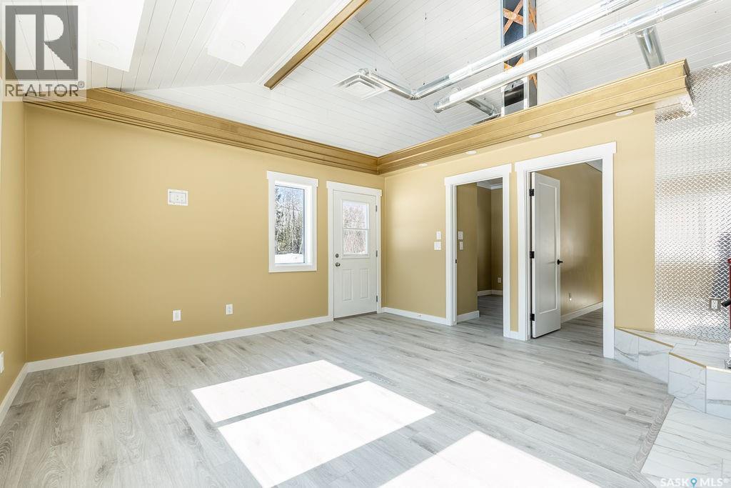 1 May Bay, Delaronde Lake, SK - Indoor Photo Showing Other Room