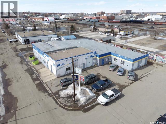 1524 MONTREAL STREET  Regina, SK S4P 3K1