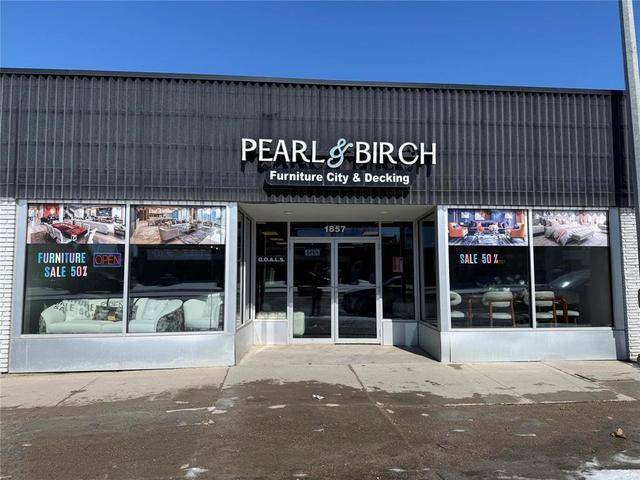 1857 Portage Avenue  Winnipeg, MB R3J 0G8