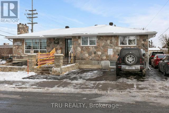 1901 BANFF AVENUE  Ottawa, ON K1V 7W9