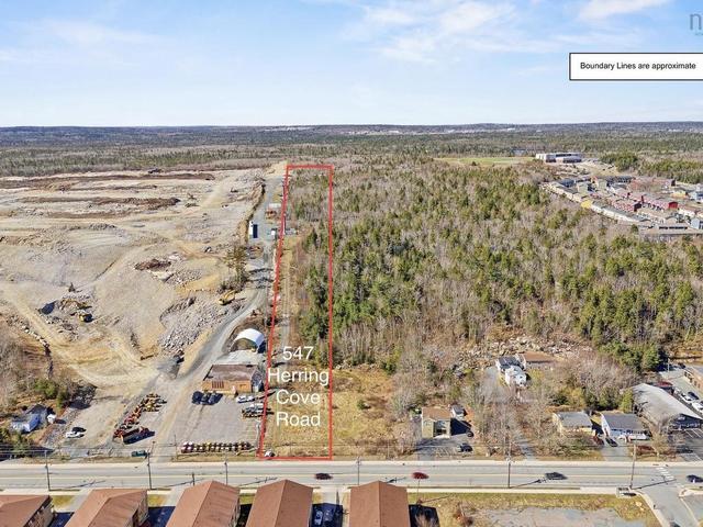 547 Herring Cove Road  Spryfield, NS B3R 1Z6