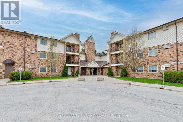 123 - 440 WELLINGTON STREET  St. Thomas, ON N5R 5X5