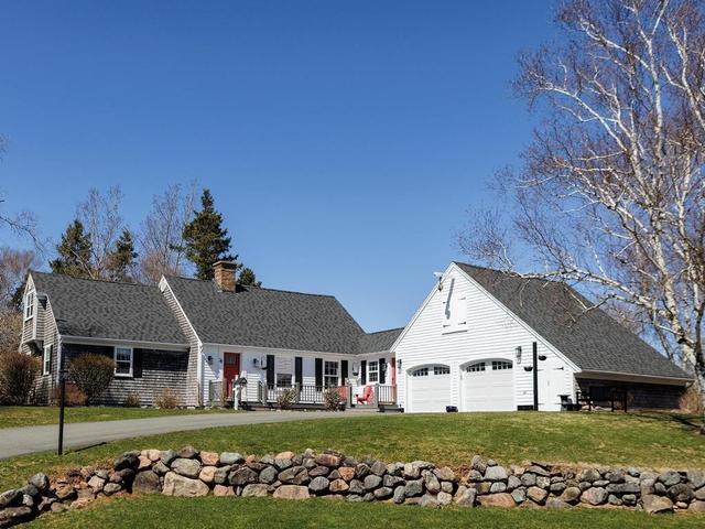79 Saxonhurst Drive  Bible Hill, NS B6L 4G5