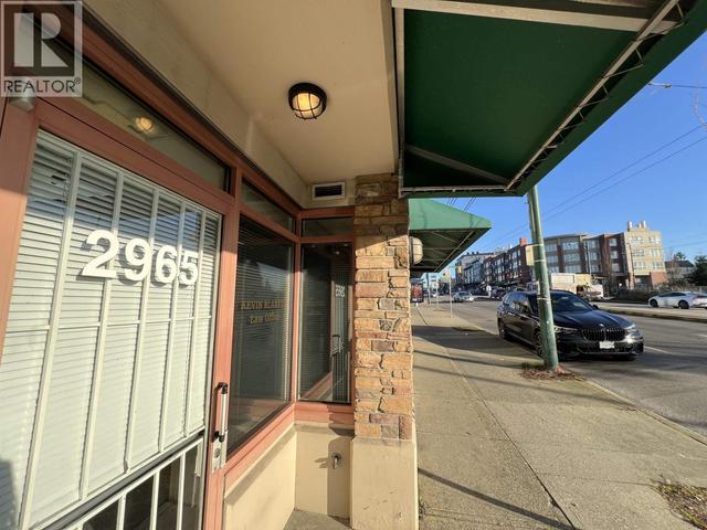 2965 KINGSWAY  Vancouver, BC V5R 5J4
