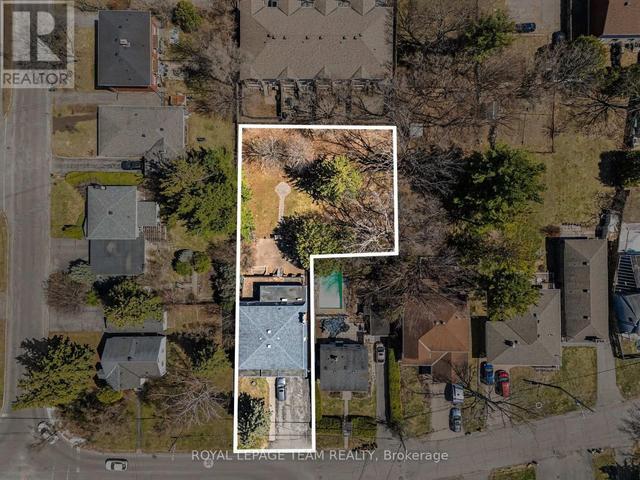 429 ANCASTER AVENUE  Ottawa, ON K2B 5B6