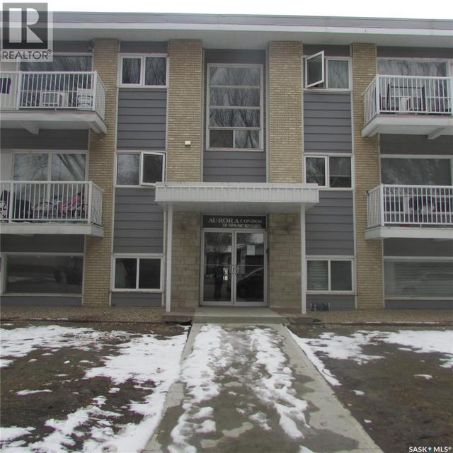 3 38 Spence STREET  Regina, SK S4S 4H4
