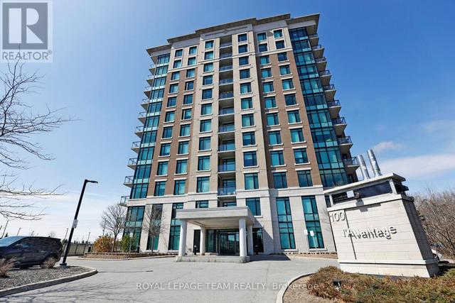 202 - 100 ROGER GUINDON AVENUE  Ottawa, ON K1G 3Z7