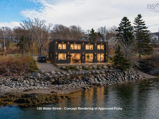 150 Water Street  Yarmouth, NS B5A 1L5