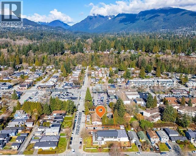 1550 PHILIP AVENUE  North Vancouver, BC V7P 2V8