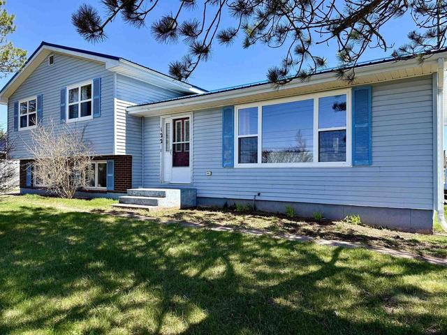 122 John Black Road  Amherst, NS B4H 3Y3