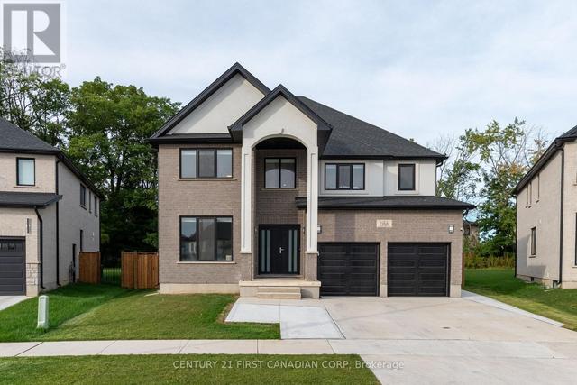 2166 TRIPP DRIVE  London South (South V), ON N6P 1T7