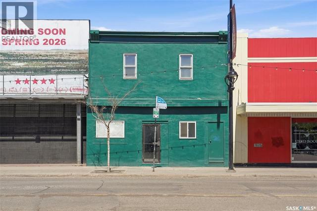 418 20th STREET W  Saskatoon, SK S7M 0X4