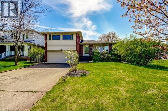 4356 DUBLIN Crescent  Burlington, ON L7L 2S5