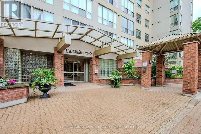 903 - 1110 WALDEN CIRCLE  Mississauga, ON L5J 4R3