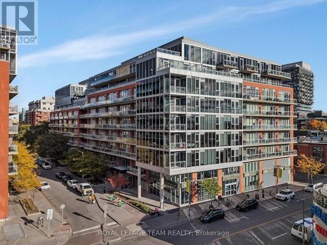 905 - 360 MCLEOD STREET  Ottawa, ON K2P 1A9